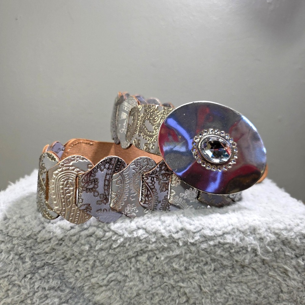 Vintage Chico Silver Lavendar Leather Belt Stone Silver‎ Buckle Medium 30-34"